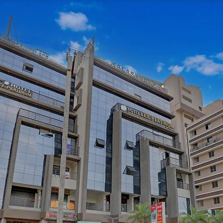Hotel Lee Platinum Ahmedabad Extérieur photo