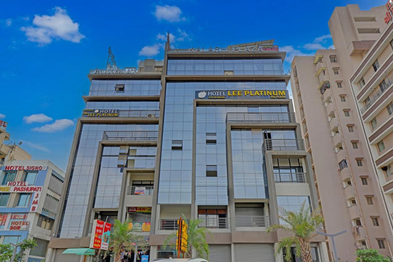 Hotel Lee Platinum Ahmedabad Extérieur photo